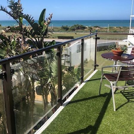 Palm Beach Guesthouse Port Elizabeth Exterior photo