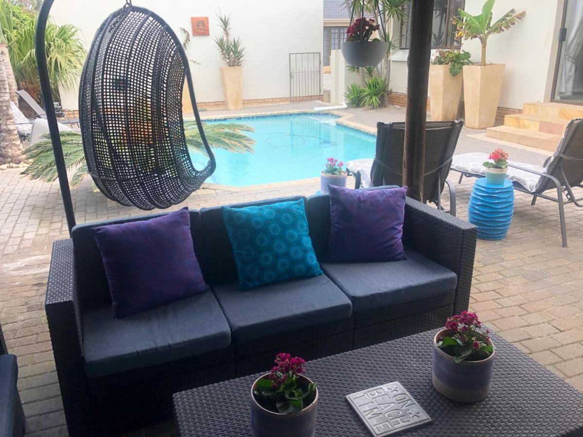 Palm Beach Guesthouse Port Elizabeth Exterior photo
